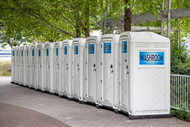 Best Construction site porta potty rental  in Rossville, MD