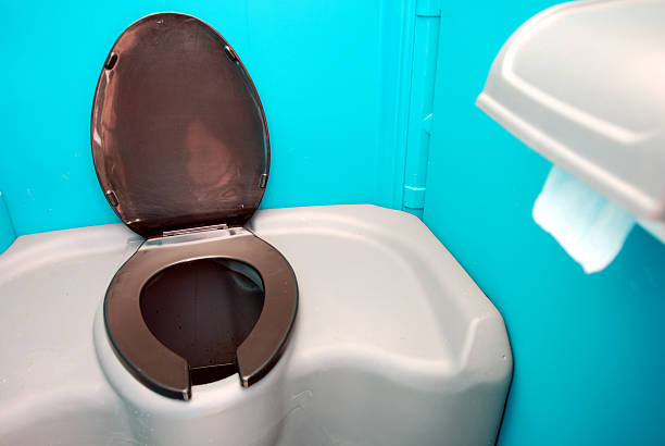 Best Porta potty rental near me  in Rossville, MD